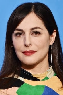 Amira Casar